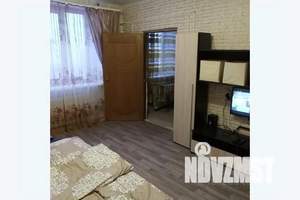 2-к квартира, посуточно, 42м2, 3/3 этаж