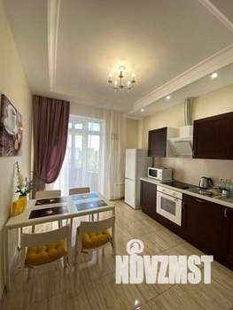 1-к квартира, посуточно, 45м2, 1/1 этаж