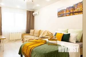 1-к квартира, посуточно, 50м2, 3/25 этаж