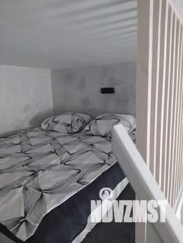 Студия квартира, посуточно, 34м2, 1/5 этаж