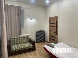 Студия квартира, посуточно, 33м2, 1/2 этаж