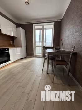 1-к квартира, посуточно, 40м2, 11/17 этаж