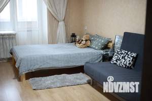 1-к квартира, посуточно, 42м2, 13/17 этаж