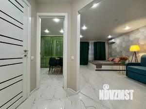 1-к квартира, посуточно, 39м2, 8/10 этаж