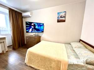 Студия квартира, посуточно, 36м2, 6/18 этаж