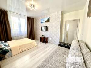 1-к квартира, посуточно, 40м2, 1/1 этаж