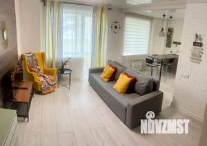 Студия квартира, посуточно, 40м2, 4/8 этаж