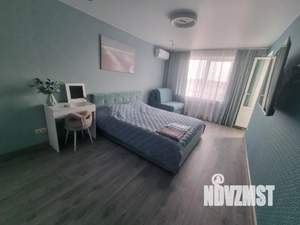1-к квартира, посуточно, 40м2, 7/25 этаж