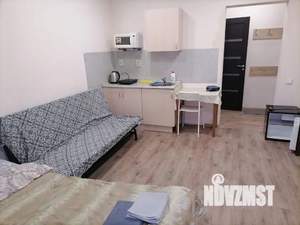 Студия квартира, посуточно, 28м2, 1/20 этаж
