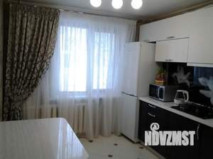 1-к квартира, посуточно, 45м2, 1/9 этаж