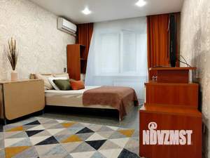 1-к квартира, посуточно, 33м2, 1/9 этаж