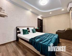 1-к квартира, посуточно, 48м2, 6/25 этаж