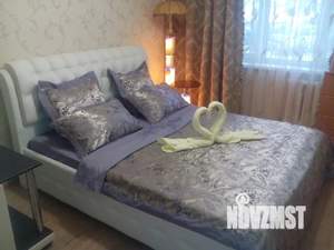 1-к квартира, посуточно, 44м2, 2/9 этаж