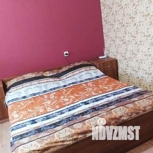 1-к квартира, посуточно, 33м2, 4/9 этаж