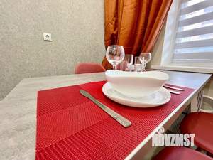 1-к квартира, посуточно, 38м2, 1/1 этаж