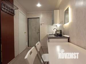 Студия квартира, посуточно, 13м2, 1/5 этаж