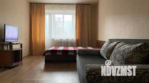 1-к квартира, посуточно, 40м2, 2/9 этаж