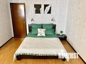 1-к квартира, посуточно, 54м2, 1/1 этаж