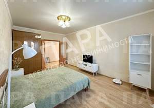 1-к квартира, на длительный срок, 52м2, 7/17 этаж