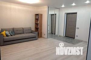 1-к квартира, посуточно, 32м2, 23/28 этаж