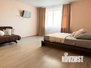 1-к квартира, посуточно, 47м2, 6/8 этаж