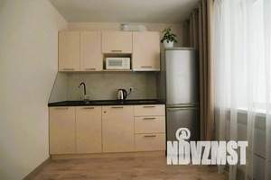 1-к квартира, посуточно, 38м2, 3/10 этаж