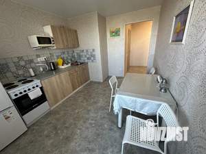 1-к квартира, посуточно, 37м2, 16/26 этаж
