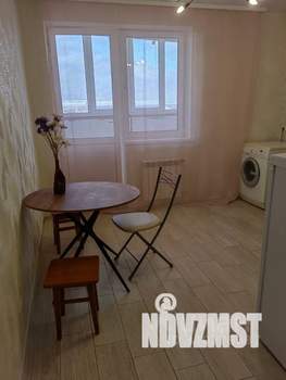 1-к квартира, посуточно, 37м2, 16/23 этаж