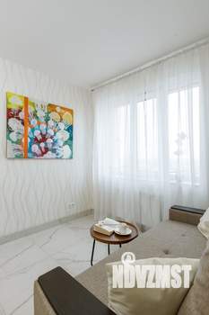 2-к квартира, посуточно, 70м2, 18/27 этаж