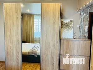 1-к квартира, посуточно, 35м2, 6/9 этаж