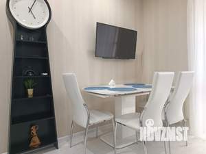 1-к квартира, посуточно, 42м2, 23/25 этаж