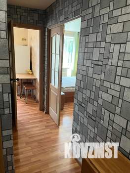 1-к квартира, посуточно, 35м2, 4/5 этаж