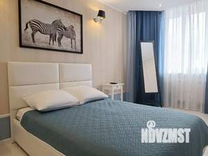 1-к квартира, посуточно, 42м2, 23/25 этаж