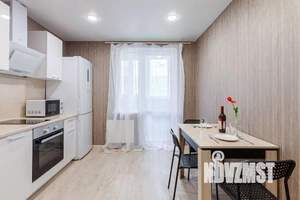 1-к квартира, посуточно, 42м2, 1/1 этаж