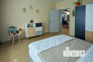 3-к квартира, посуточно, 54м2, 1/1 этаж
