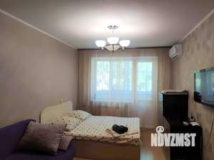 1-к квартира, посуточно, 38м2, 3/9 этаж