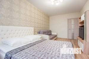 1-к квартира, посуточно, 43м2, 24/24 этаж