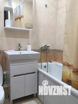 1-к квартира, посуточно, 42м2, 9/25 этаж