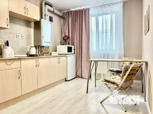 1-к квартира, посуточно, 38м2, 1/1 этаж