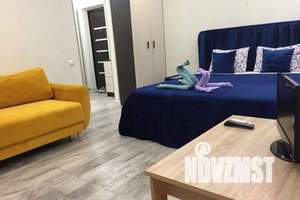 2-к квартира, посуточно, 40м2, 3/5 этаж