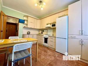 1-к квартира, посуточно, 33м2, 1/1 этаж