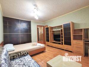 1-к квартира, посуточно, 42м2, 11/18 этаж