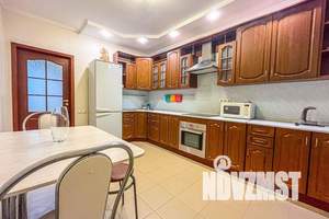 1-к квартира, посуточно, 54м2, 13/16 этаж