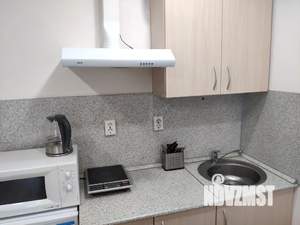 Студия квартира, посуточно, 32м2, 1/22 этаж