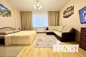 2-к квартира, посуточно, 71м2, 1/10 этаж