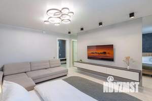 1-к квартира, посуточно, 46м2, 1/1 этаж