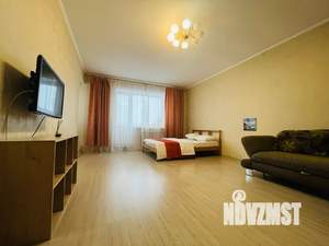 1-к квартира, посуточно, 54м2, 8/8 этаж