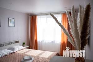 1-к квартира, посуточно, 43м2, 23/27 этаж