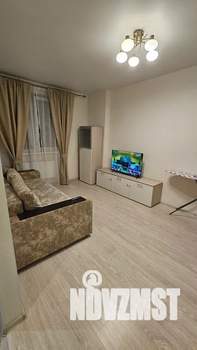 1-к квартира, посуточно, 37м2, 15/18 этаж