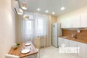 2-к квартира, посуточно, 55м2, 1/1 этаж